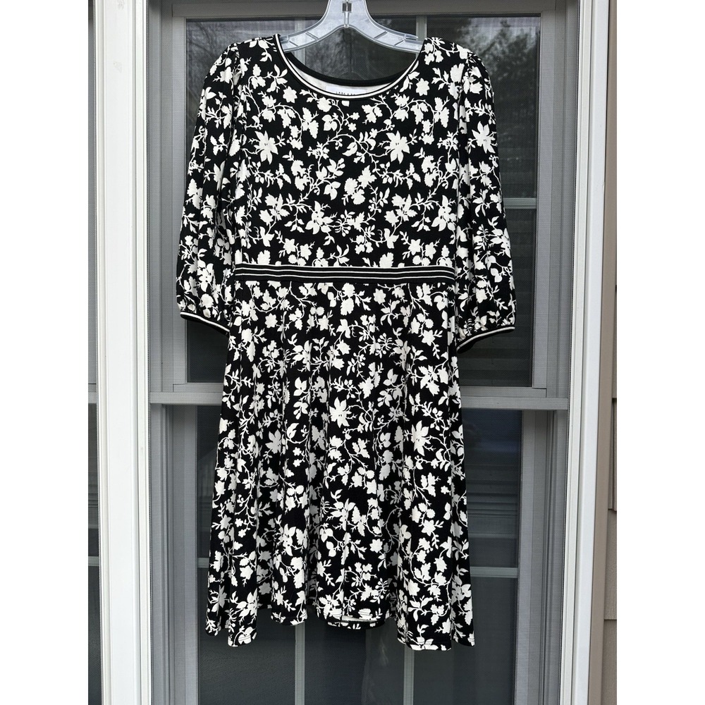 Lark & RoFloral Dress Size Small  Flirty Feminine Classic Boho Cottagecore